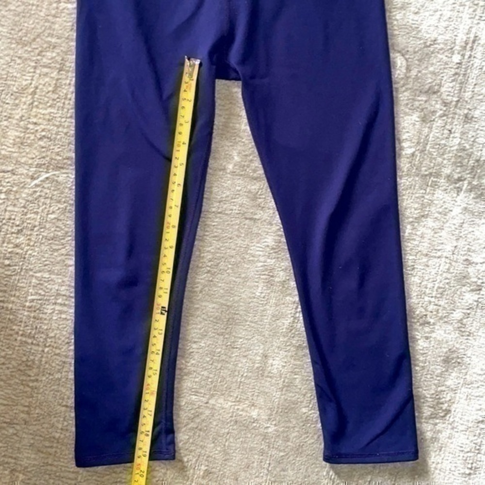 Fabletics designed in California leggings crop navy grey XS gently preloved - Picture 6 of 10